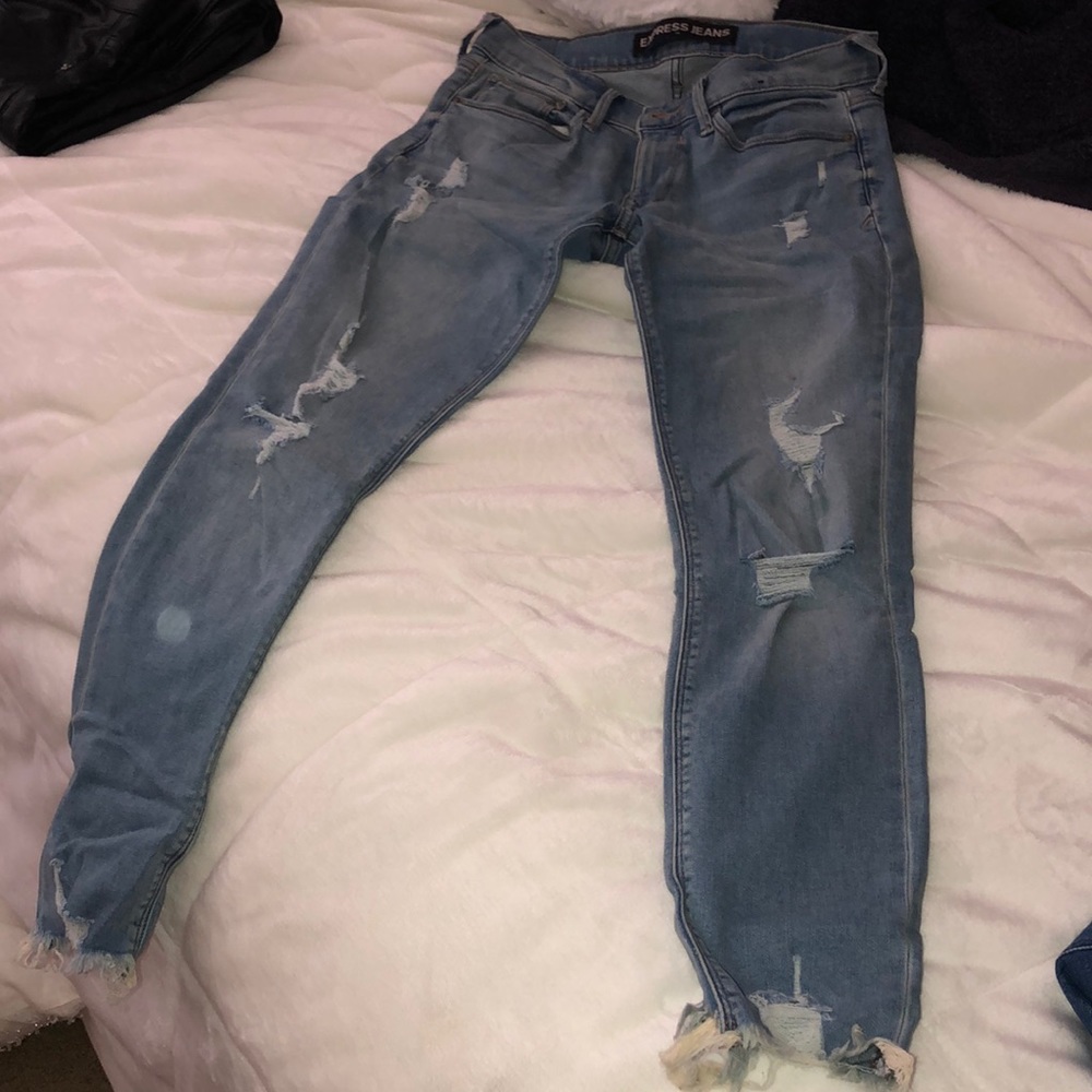 Express distressed jeans